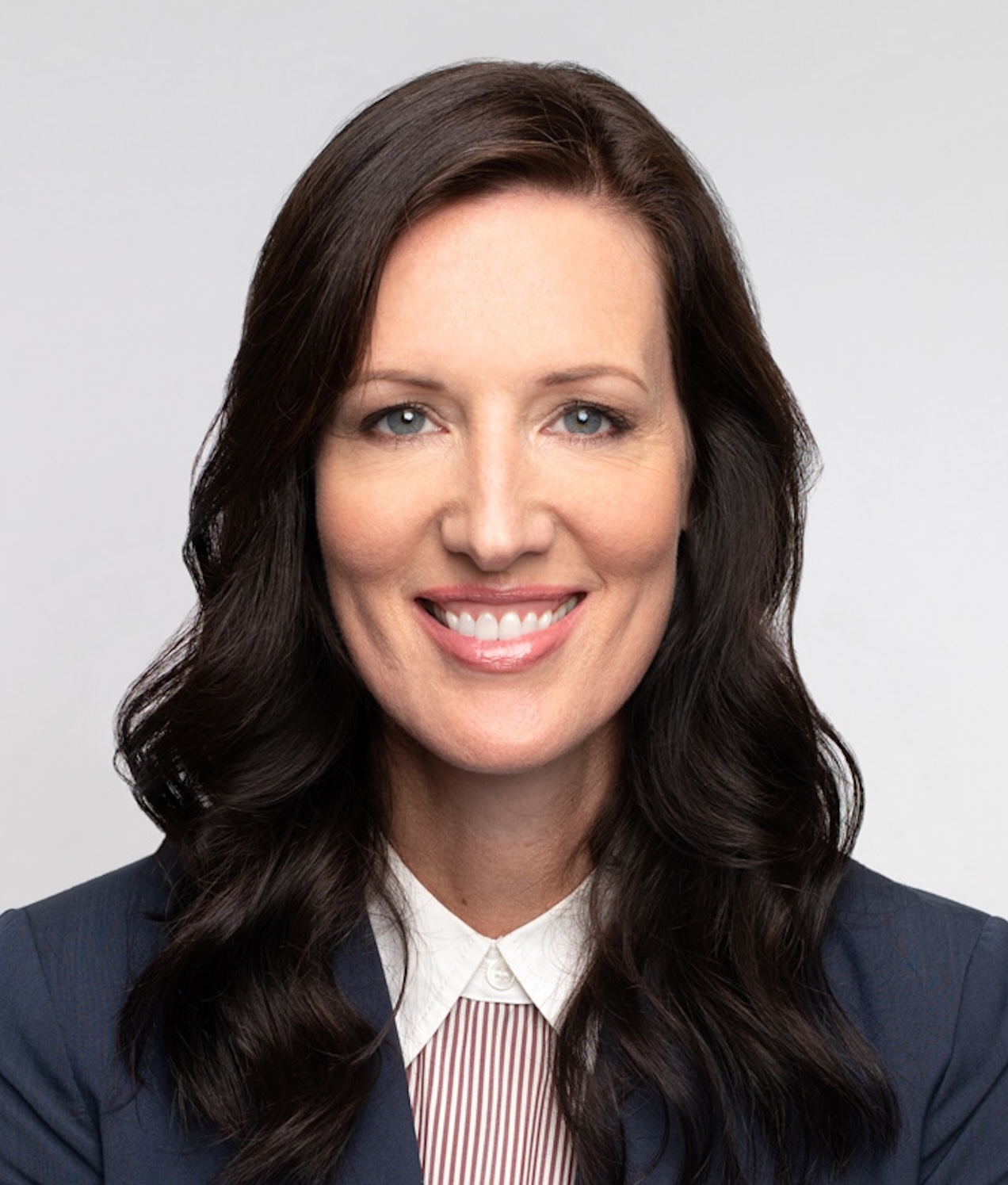 Portrait shot of author Jodi Wellman