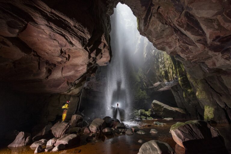 Beautiful shadow photograph in a cave entrance