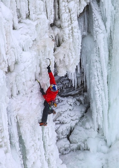 Will topping out on his ice climb up Niagara Falls